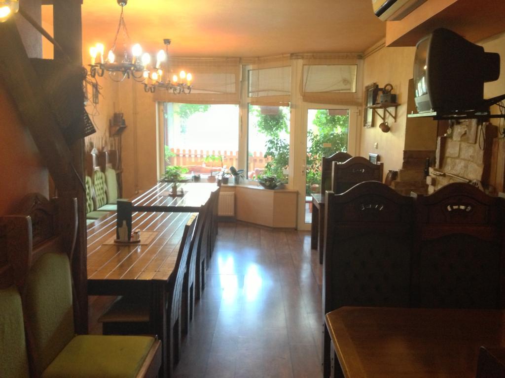 Kiskakas Etterem Hotel Zalaegerszeg Ngoại thất bức ảnh