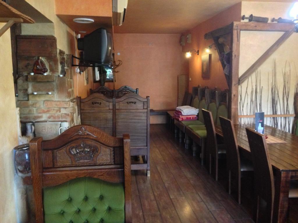 Kiskakas Etterem Hotel Zalaegerszeg Ngoại thất bức ảnh